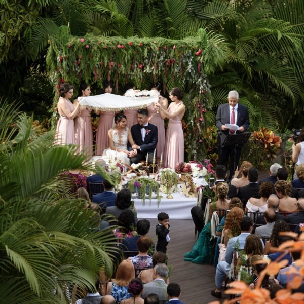 romantic green inspired wedding in puerto vallarta